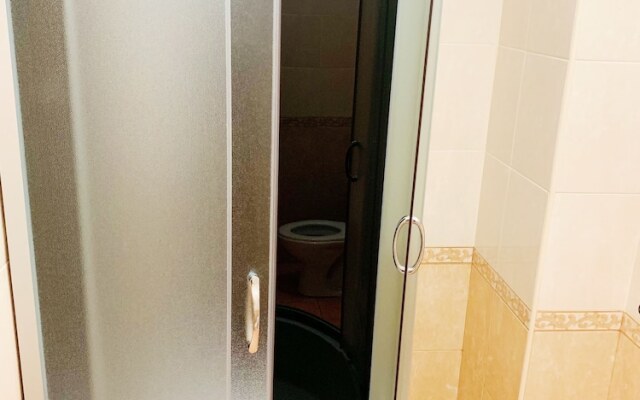 LeonRooms Pokrovskiy 8-1