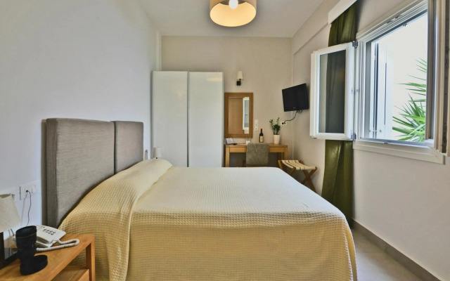 Xenia Hotel