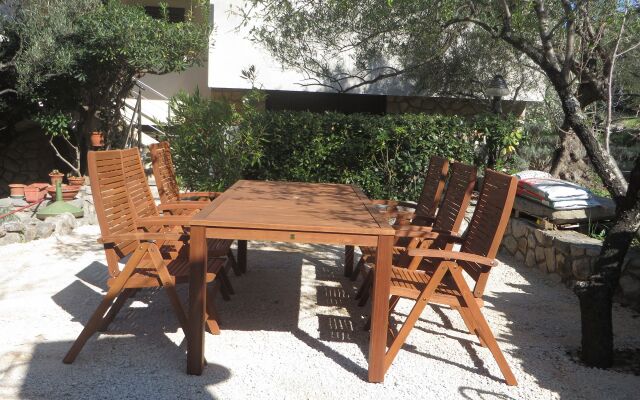 Apartment Forna - free parking: A2 Cres, Island Cres