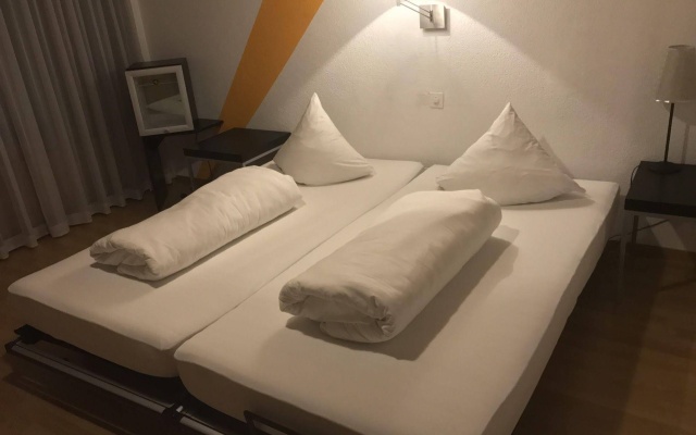 Sardona – Guest Rooms – Glarus Sued