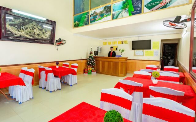 Cat Ba Life Hostel
