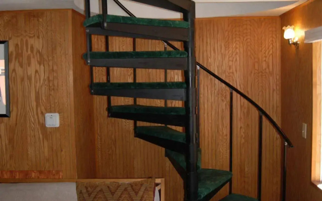 Edelweiss Lodge