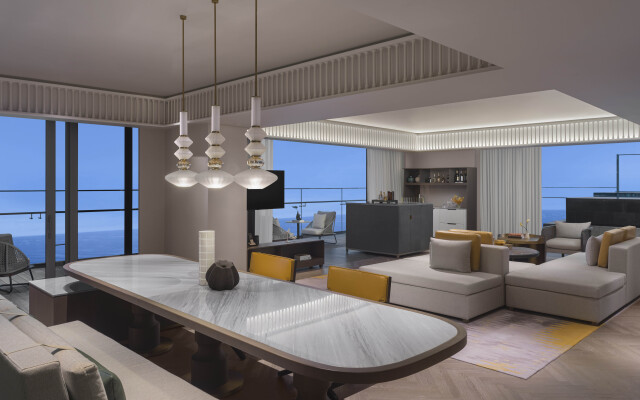 Hoiana Hotel & Suites