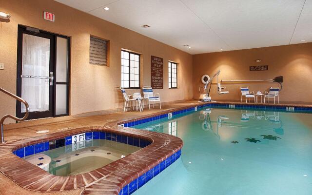 Best Western Lamesa Inn & Suites