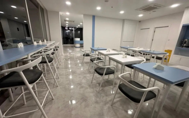 No25 Hotels