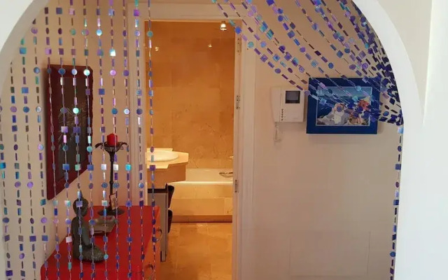 Exquisite Calahonda Beach Studio