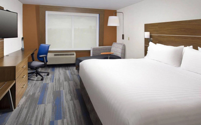 Holiday Inn Express Chesapeake - Norfolk by IHG