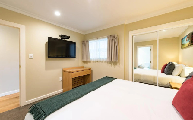 Paihia Beach Resort & Spa Hotel