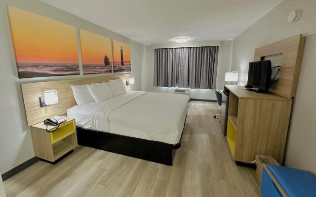 Days Inn by Wyndham Holland