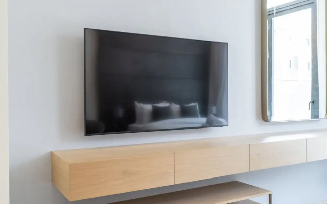 Spectacular Getaway in This Studio in The Autograph