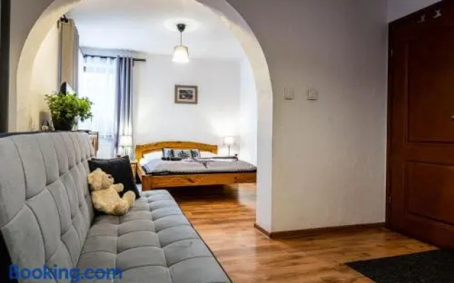 Willa Cicha Woda III