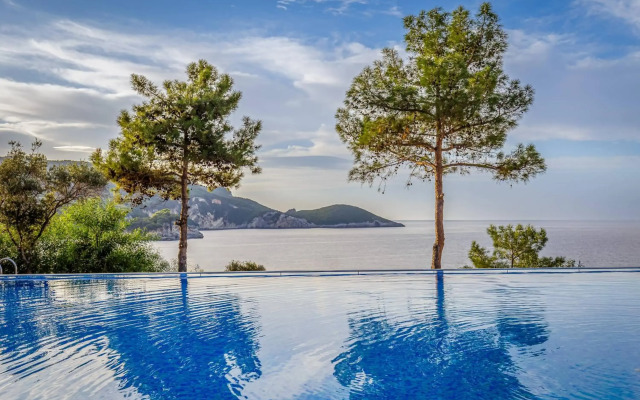 Akrotiri Beach Resort Hotel - Adults friendly