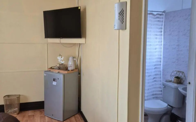 Hostal Grey