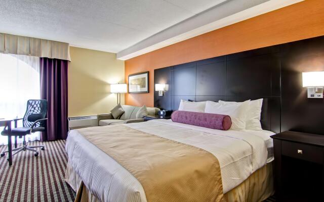 Best Western Plus Toronto North York Hotel & Suites