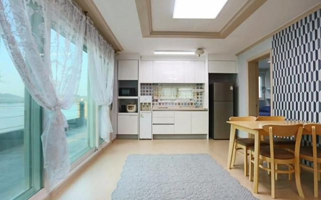 Yeosu Baekya Sea Pension