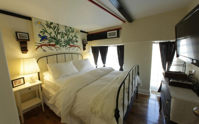 The Box House Hotel