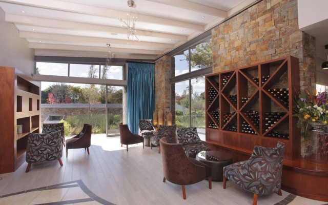 Seven Villa Hotel and Spa