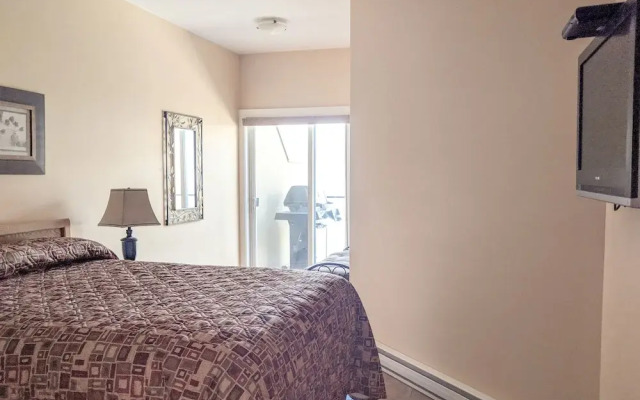 Desert Surfside Waterfront Accommodations