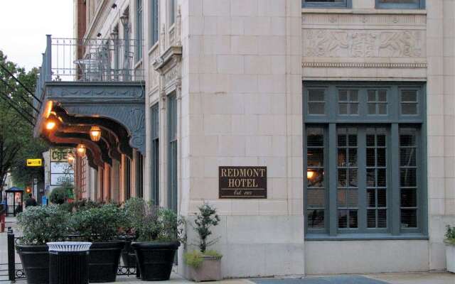 Redmont Hotel Birmingham, Curio Collection by Hilton