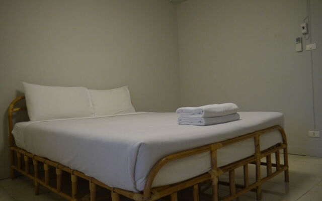 Mali's Room