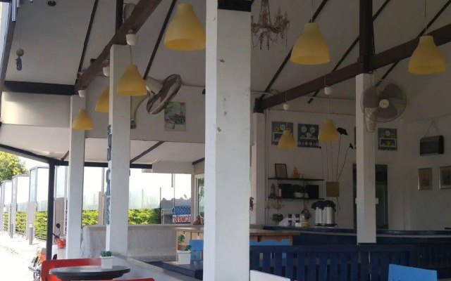 Fun-D Hotel