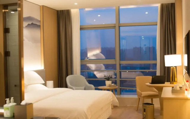 Dengzhou Ruihua Pengyi Hotel