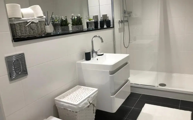 Stunning one bedroom apartment by Creatick