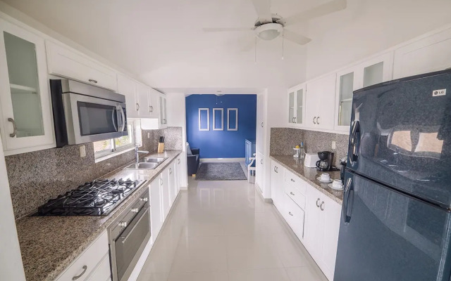 Hotel Checkin El Cortecito Beach