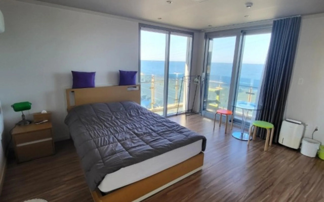 Pension Jeju Picnic Story