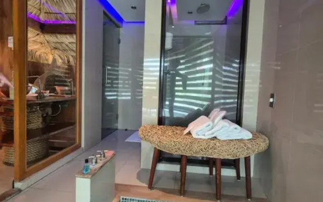 Thai Lagoon Select Motel