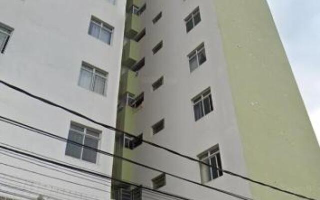 Apartamento bem localizado