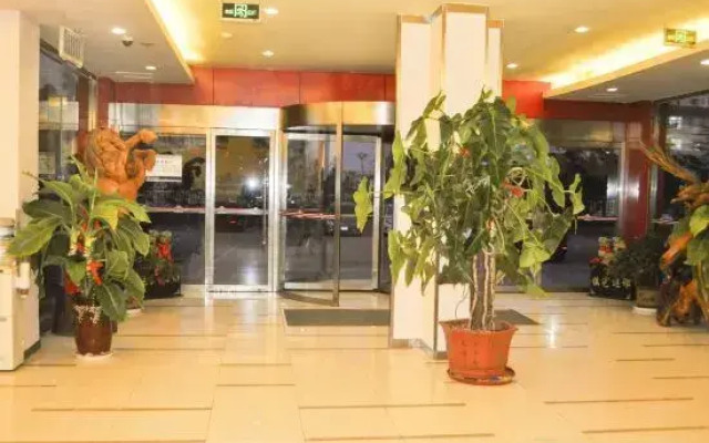 Pingdu Hongzhe Hotel (Pingdu Tianjin Road)