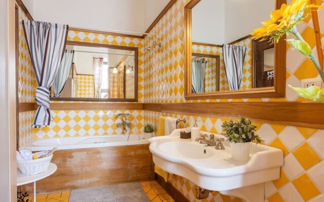 Graceful Holiday Home in Roma Near St Joseph 8