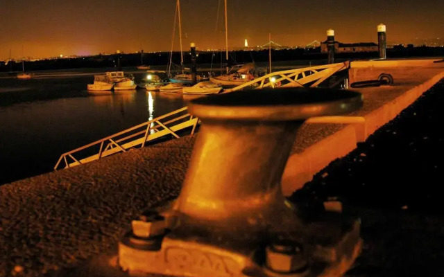 THE BOAT Apartamento Temático