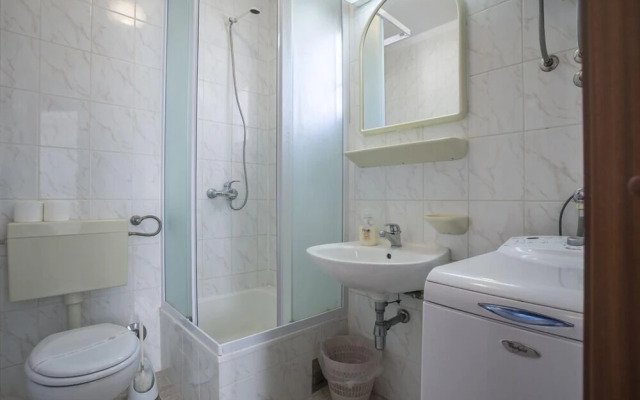 Bol Apartments Gospojica