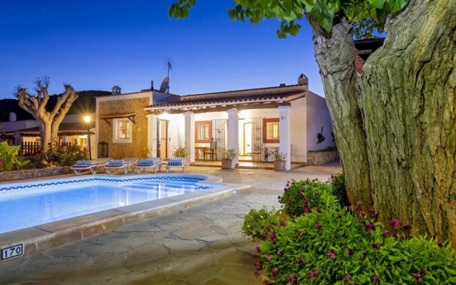 Villa Near Ibiza Town Sleeps 10 - Can Musson