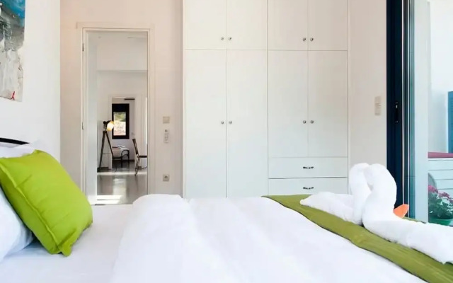 Zidanos Luxurious Villa