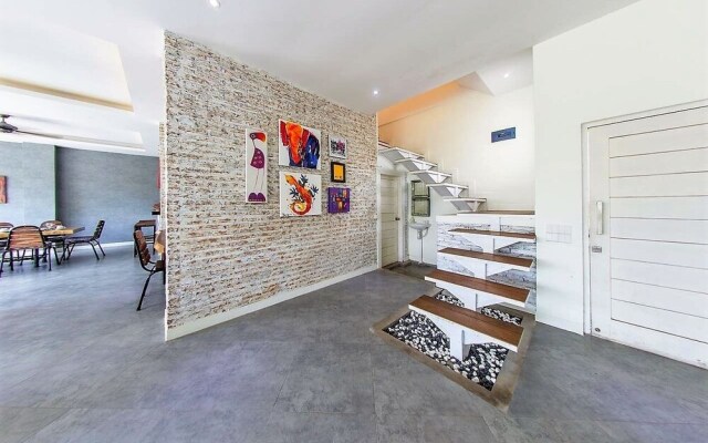 Villa Coddiwomple