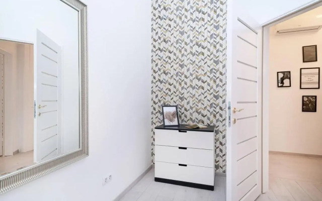 Central and New design apartment