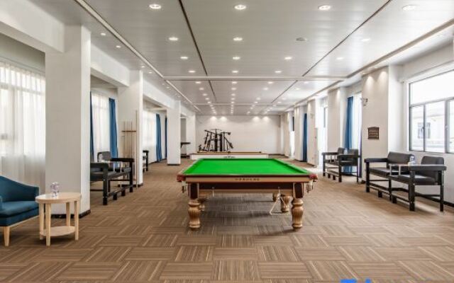 Vienna International Hotel (Shenzhen Huizhanwan Center)