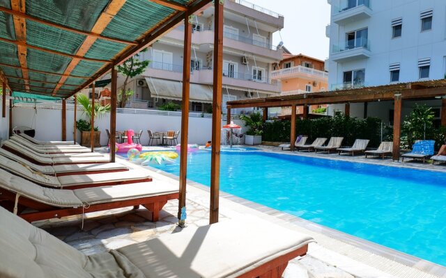 6 Milje Hotel