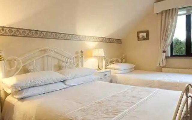 Crossriver Bed & Breakfast