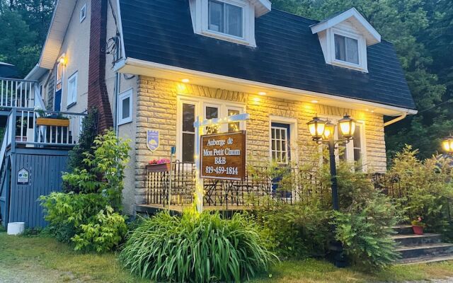 Auberge De Mon Petit Chum B&B