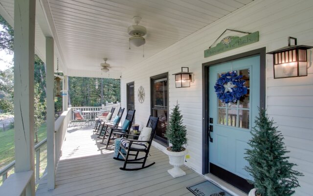 Waterfront Home Near Wilson Lake w/ Covered Porch!