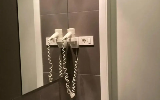 Twix rooms