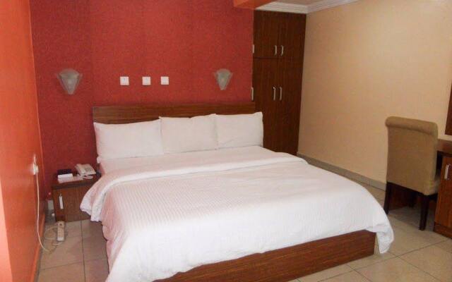 Siman Suites