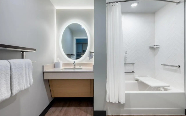 Hawthorn Suites By Wyndham Brunswick