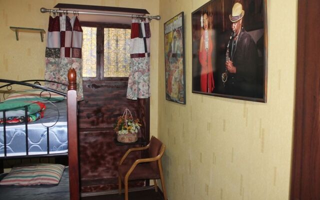 Grammy Hostel