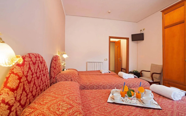 Hotel Caruso