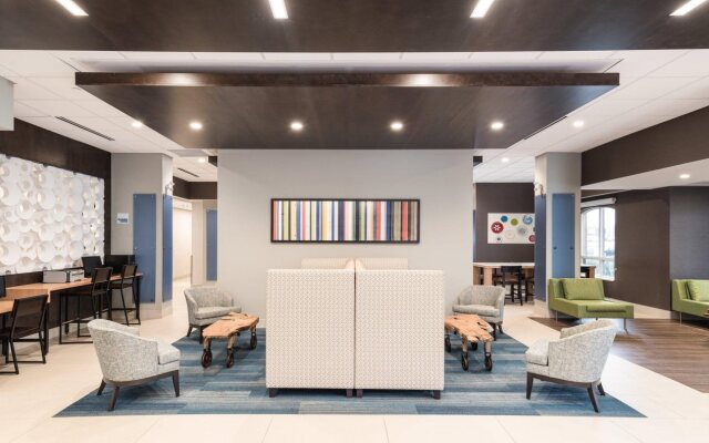 Holiday Inn Express & Suites Milton by IHG